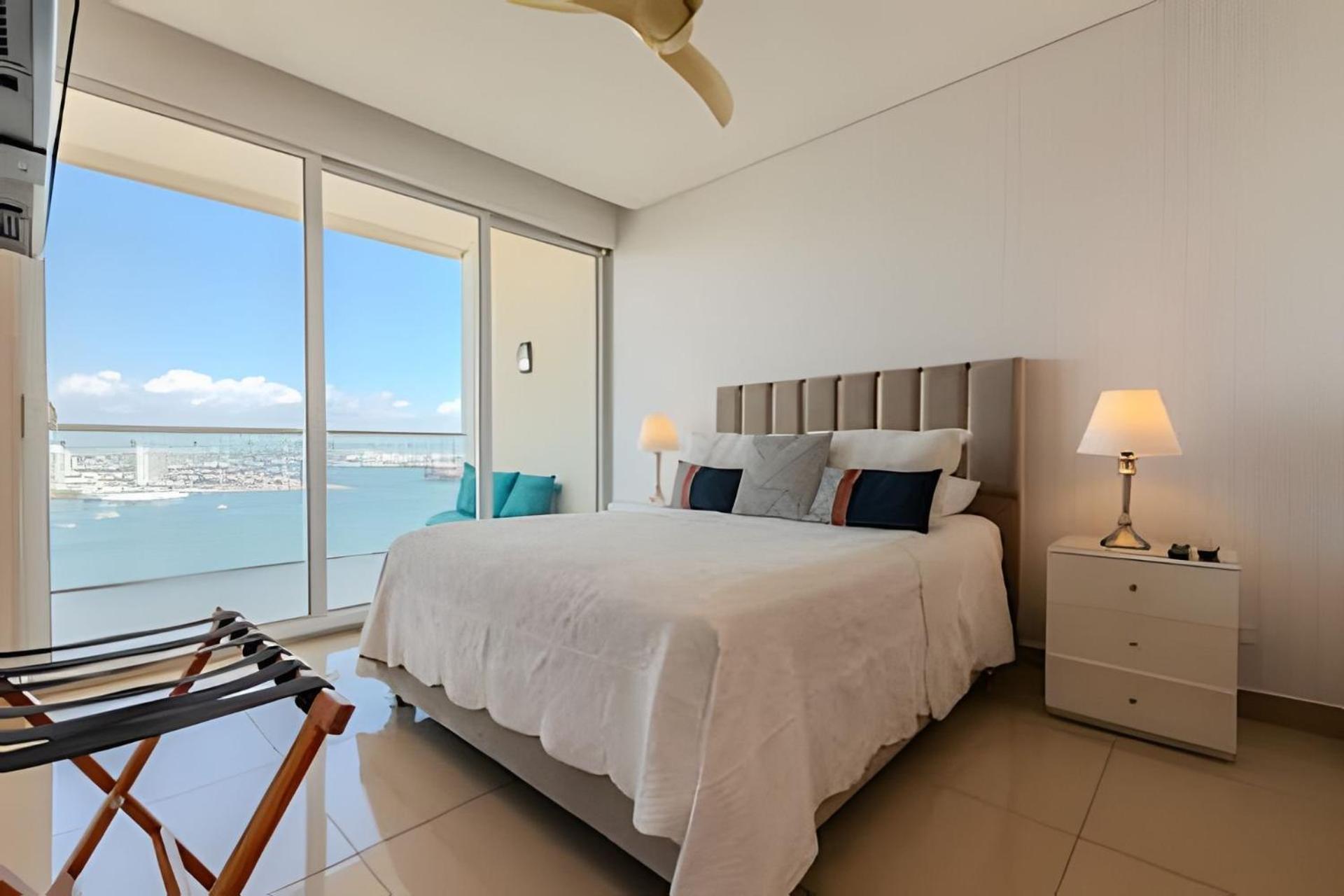 Apartamento Luxury H2 Piso 19 / Sea Bay View & Historic Center